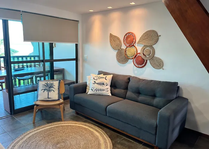 Flat MANIHI 103 - Beira Mar Muro Alto